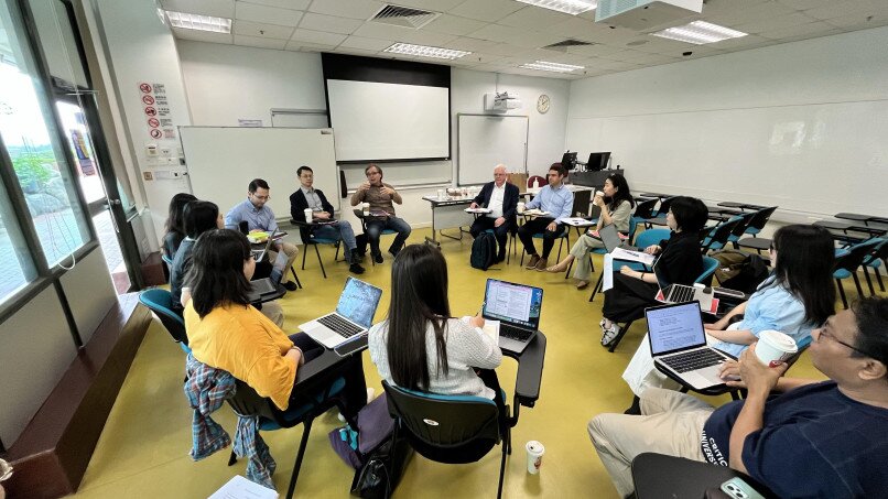Gallery image of Global Higher Education in Times of Upheaval: On Common Goods, Geopolitics and Decolonization - 4