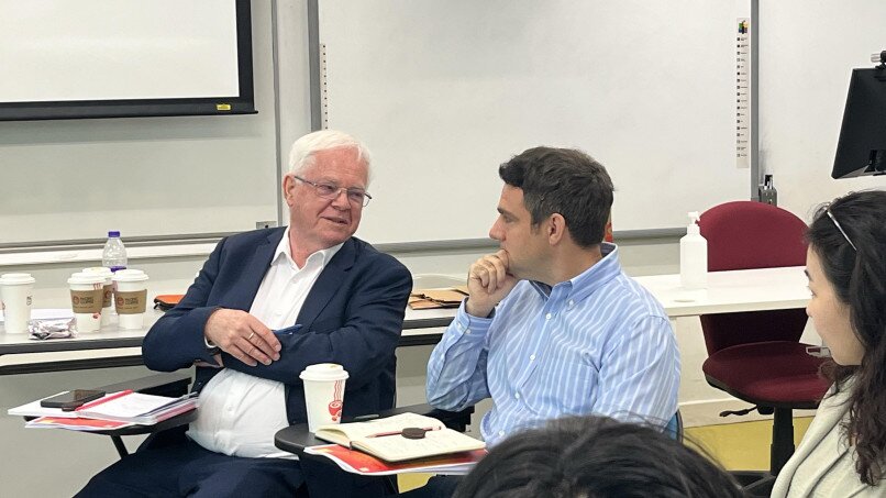 Gallery image of Global Higher Education in Times of Upheaval: On Common Goods, Geopolitics and Decolonization - 2